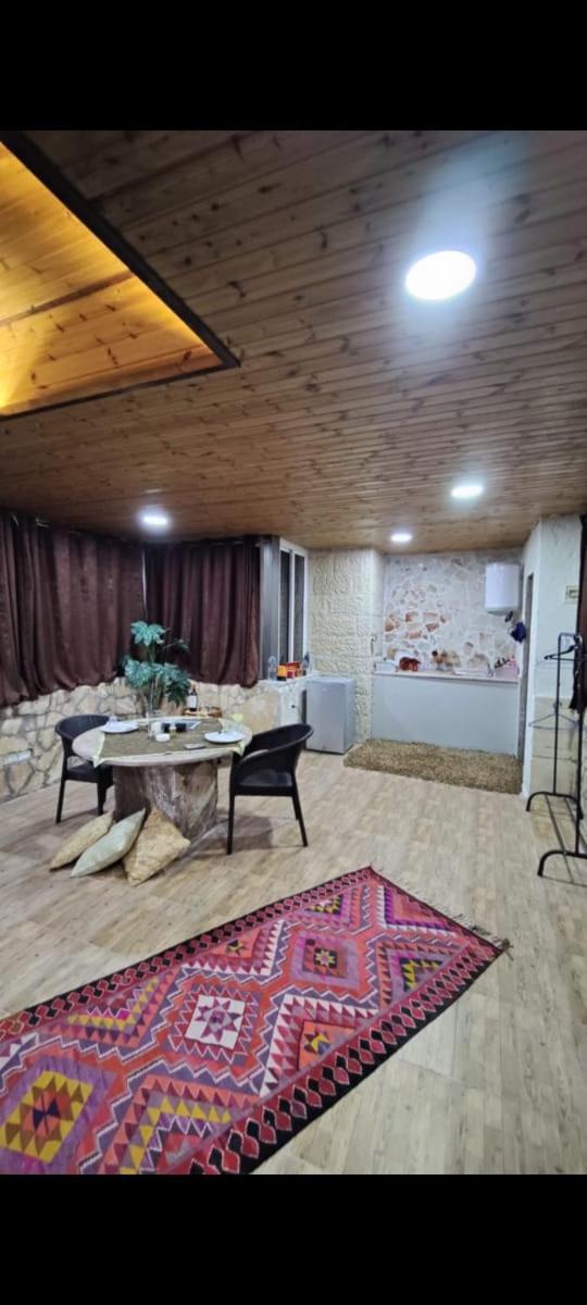 Sunset Roof Apartment Madaba Exterior photo